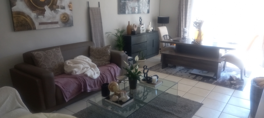 To Let 3 Bedroom Property for Rent in Riebeeckstad Free State